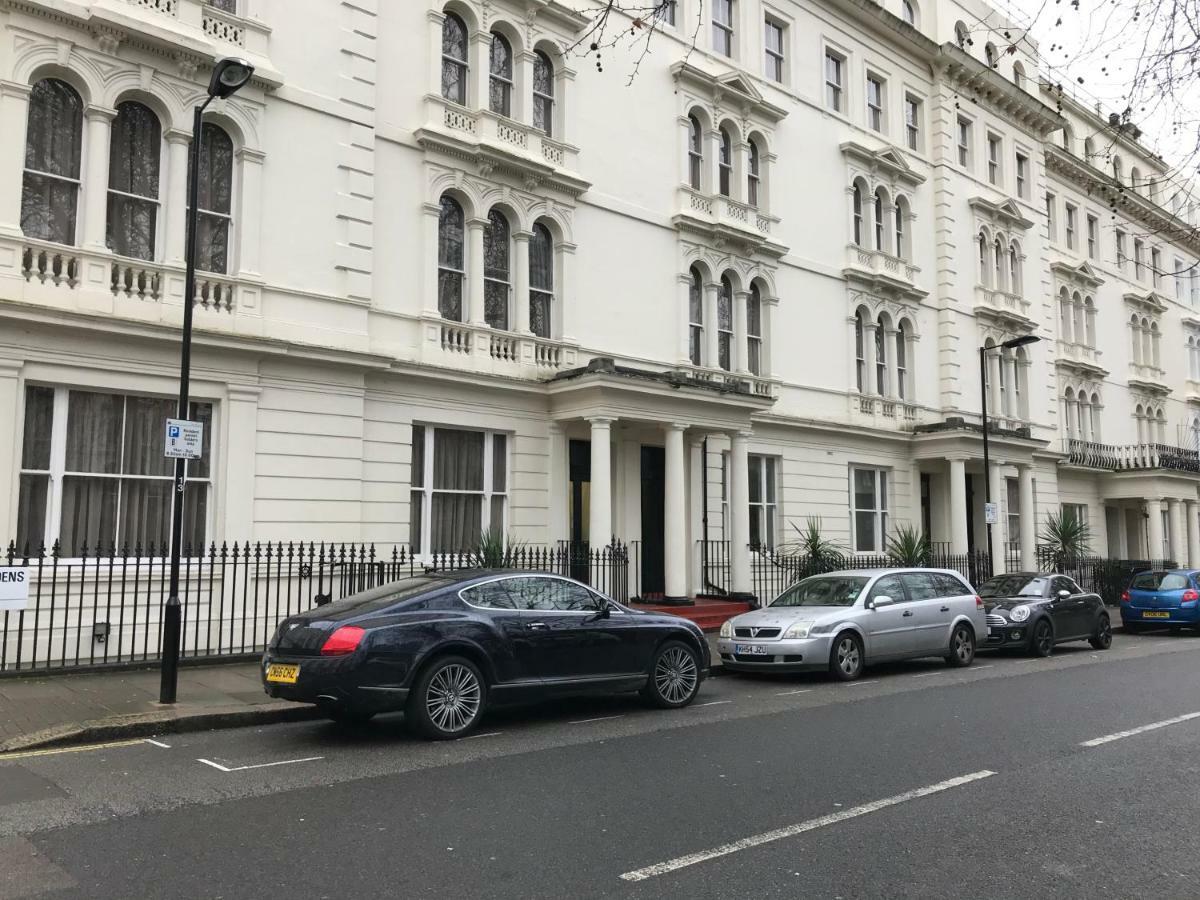Hyde Park Studio Has Private Balcony With Tranquil Garden View London Exterior photo